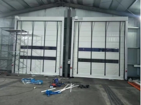 城陽工廠車間堆積門